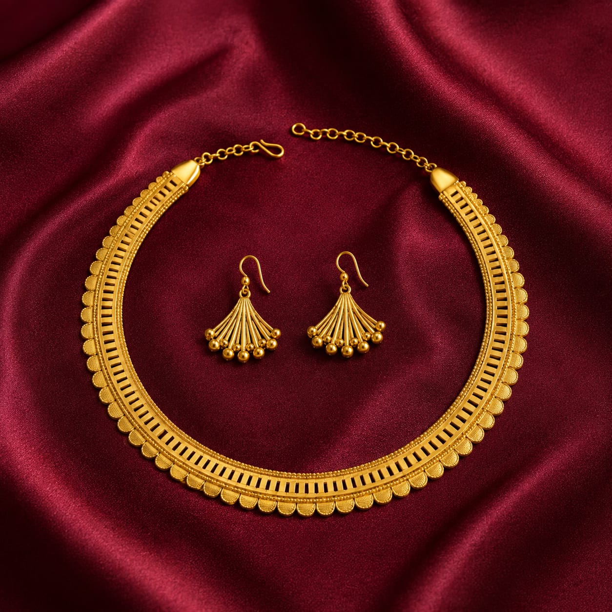 Classic Radiance Gold-Plated Filigree Necklace